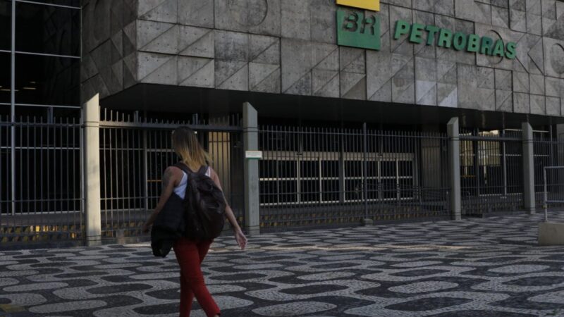 Programa Petrobras Jovem Aprendiz vai abrir mais de mil vagas