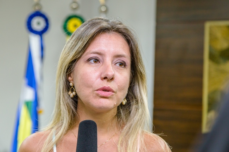 Prefeita eleita por Várzea Grande Flávia Moretti irá recorrer ao TCE-MT caso Kalil não autorize sua equipe de transição