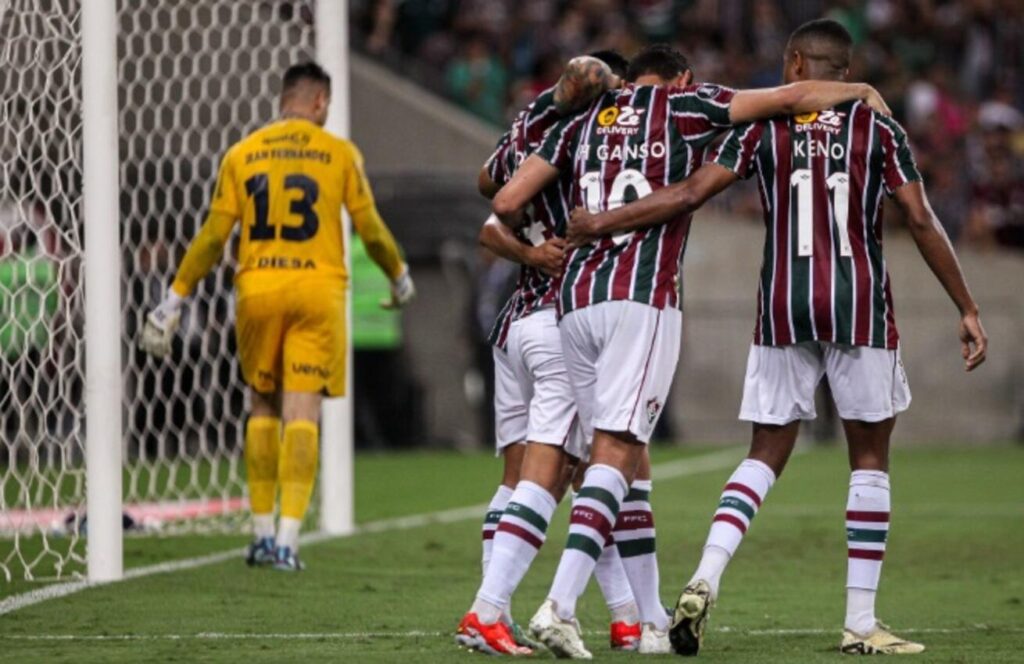 Fluminense supera vaias e o Cerro Porteño e garante vaga nas oitavas da Libertadores