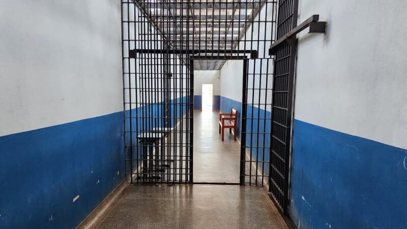 Suspeito é preso em Cuiabá pela DEDM, por manter mulher em cárcere privado e ameaça com faca – Aqui você sempre terá informações