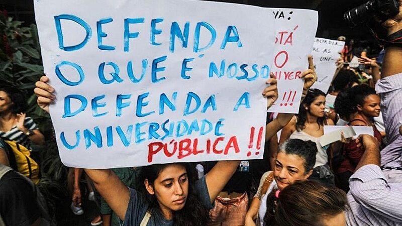 Instituto dos Advogados diz que cobrança de mensalidade em universidades públicas é inconstitucional