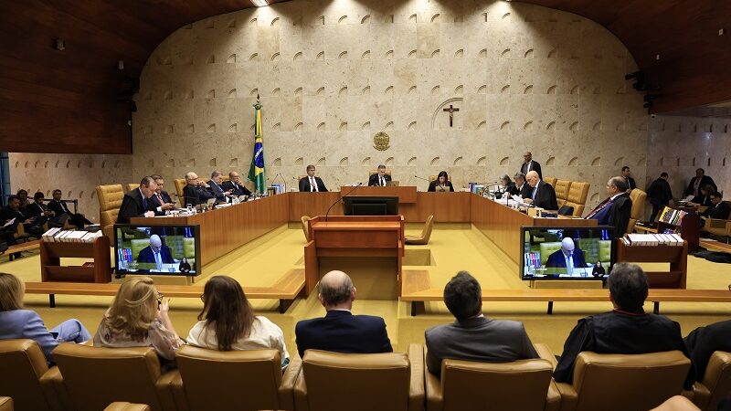 Maioria do STF mantém foro privilegiado após cargo; Mendonça é contra