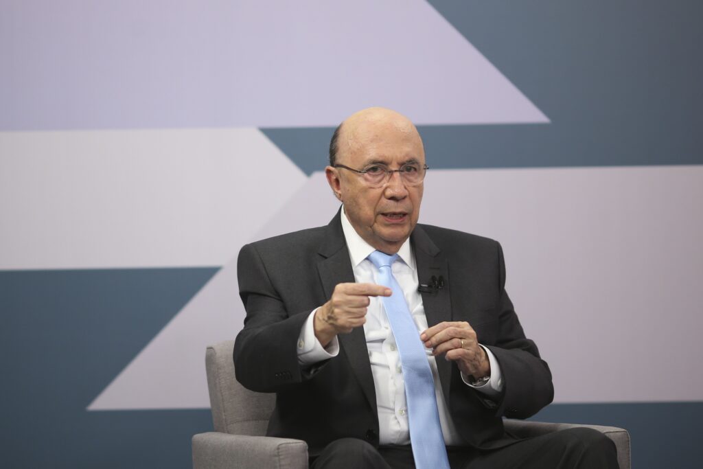 Reforma tributária não é suficiente para solucionar obstáculos da indústria brasileira, diz Meirelles