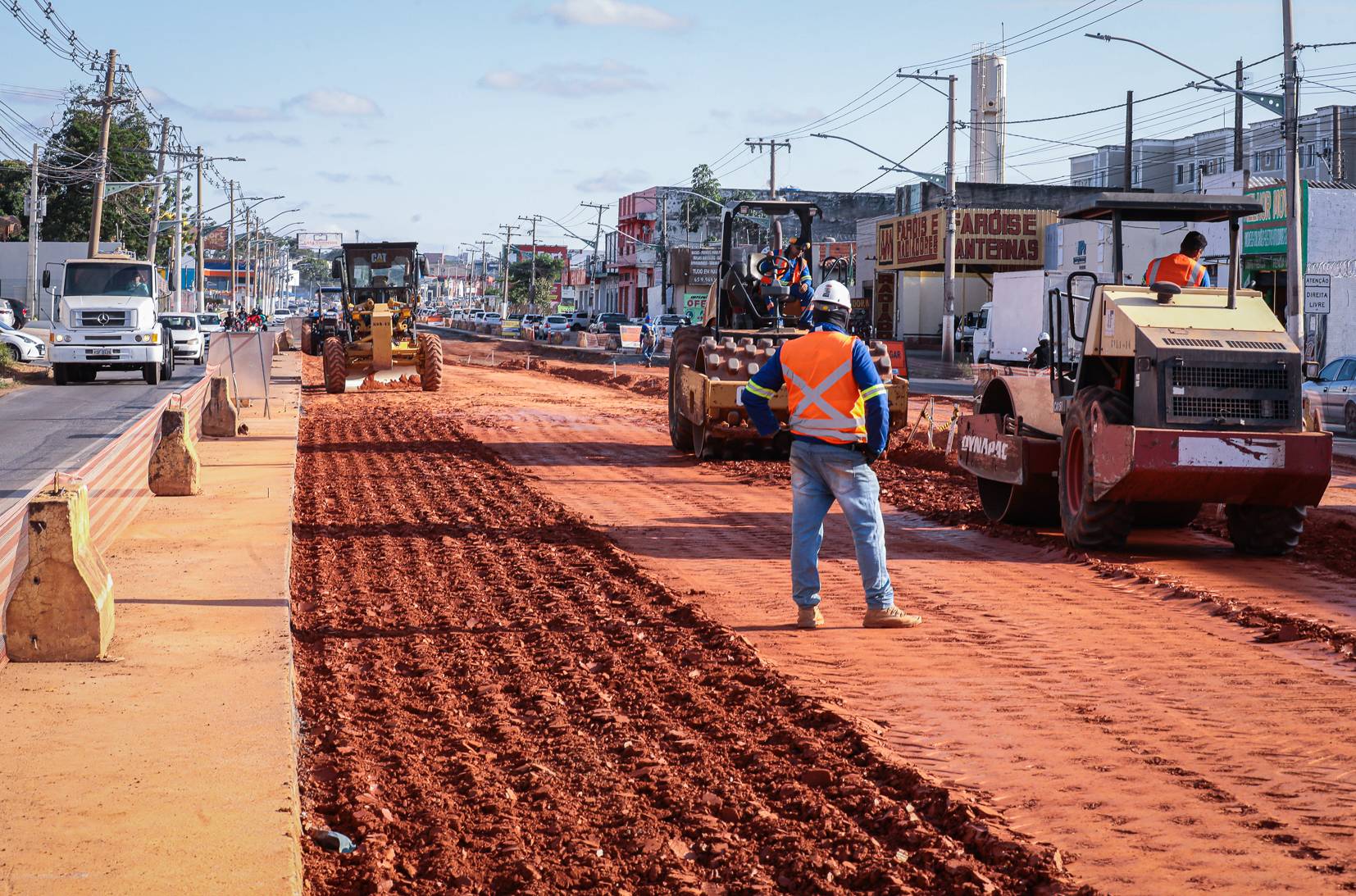 Governo de MT rompe contrato com o consórcio responsável pelas obras do BRT