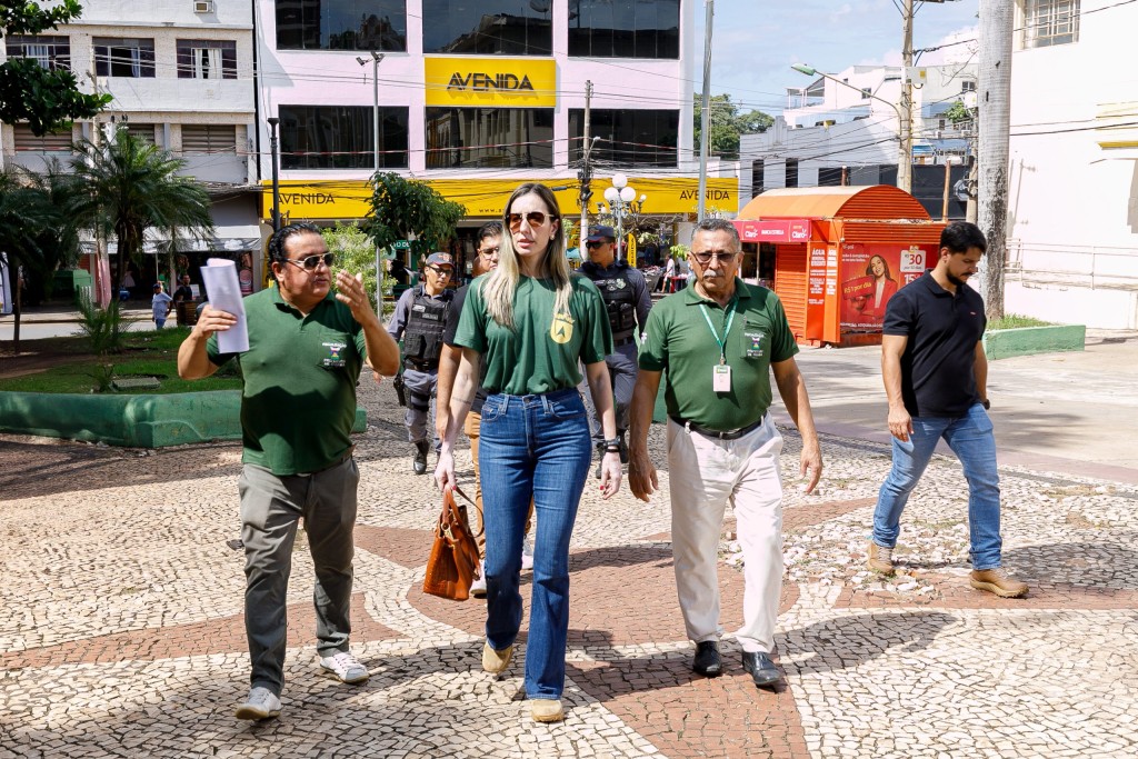 Comerciantes serão retirados do Centro de Cuiabá em até 30 dias, anuncia prefeitura