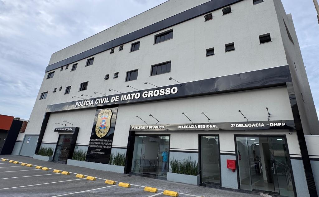 Polícia Civil prende preventivamente mulher que matou marido a facadas em Várzea Grande