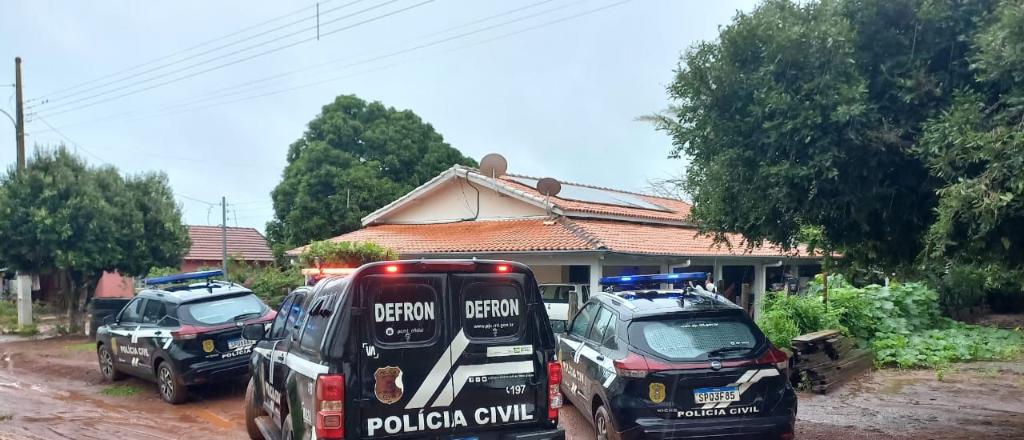 Polícia Civil cumpre ordens judiciais em Porto Esperidião e Glória D’Oeste relacionadas a crime de homicídio