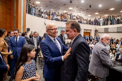 ALMT dá posse a Otaviano Pivetta e consolida sucessão na direção do Executivo estadual