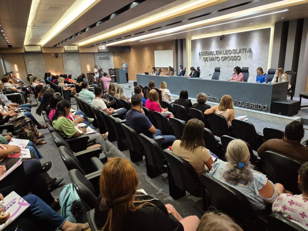 CUIDADO EM SAÚDE: SES e Assembleia capacitam agentes comunitários de Várzea Grande para enfrentamento da hanseníase