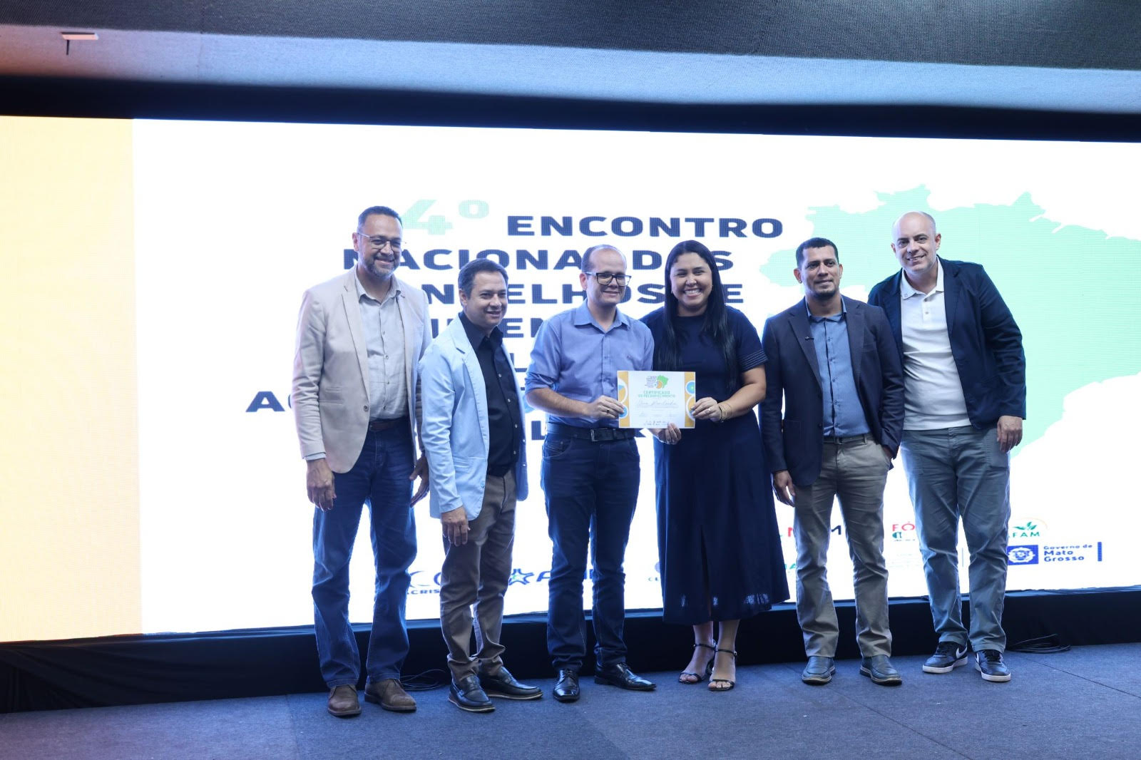 Municípios de MT são premiados por aquisição de produtos da agricultura familiar para alimentação escolar