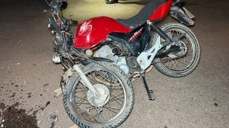 Acidente com carro e moto deixa dois feridos em Sinop