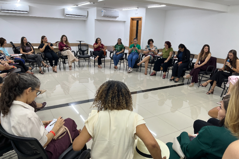 Autoridades debatem em Cuiabá projeto que prevê novo crime para suicídio ligado à violência doméstica